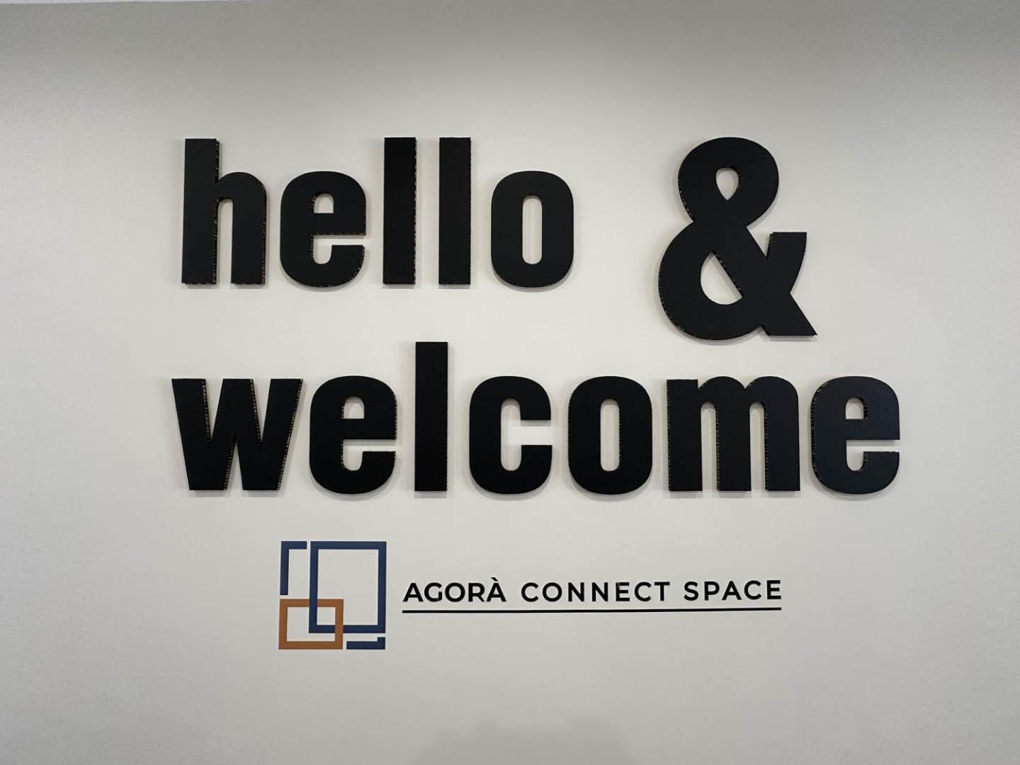 Agora Connect Space Бриндизи Экстерьер фото